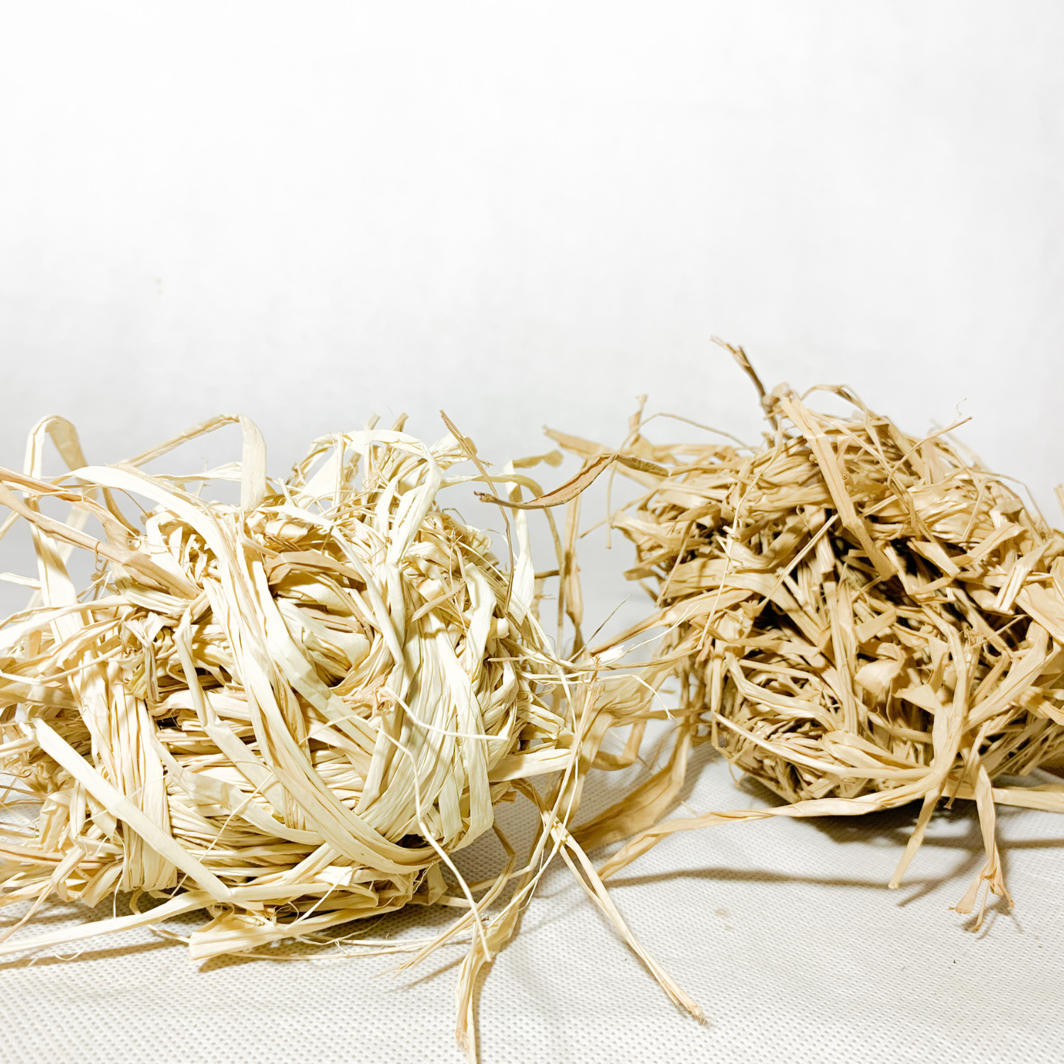 À la découverte du raphia : une fibre naturelle au cœur de nos créations